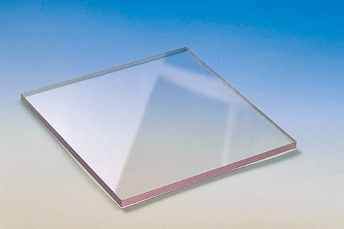 Tôn nhựa polycarbonate đặc trong 